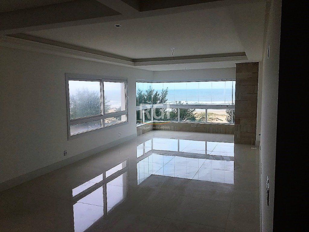Apartamento à venda com 3 quartos, 123m² - Foto 4