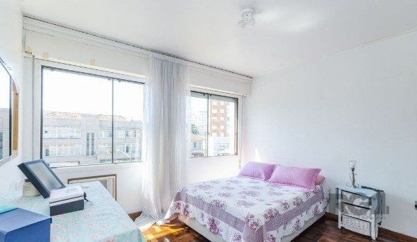 Apartamento à venda com 2 quartos, 65m² - Foto 9
