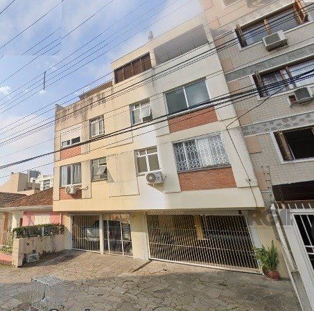 Apartamento à venda com 46m², 1 quarto, 1 suíte, 1 vaga no bairro Passo d'Areia em Porto Alegre