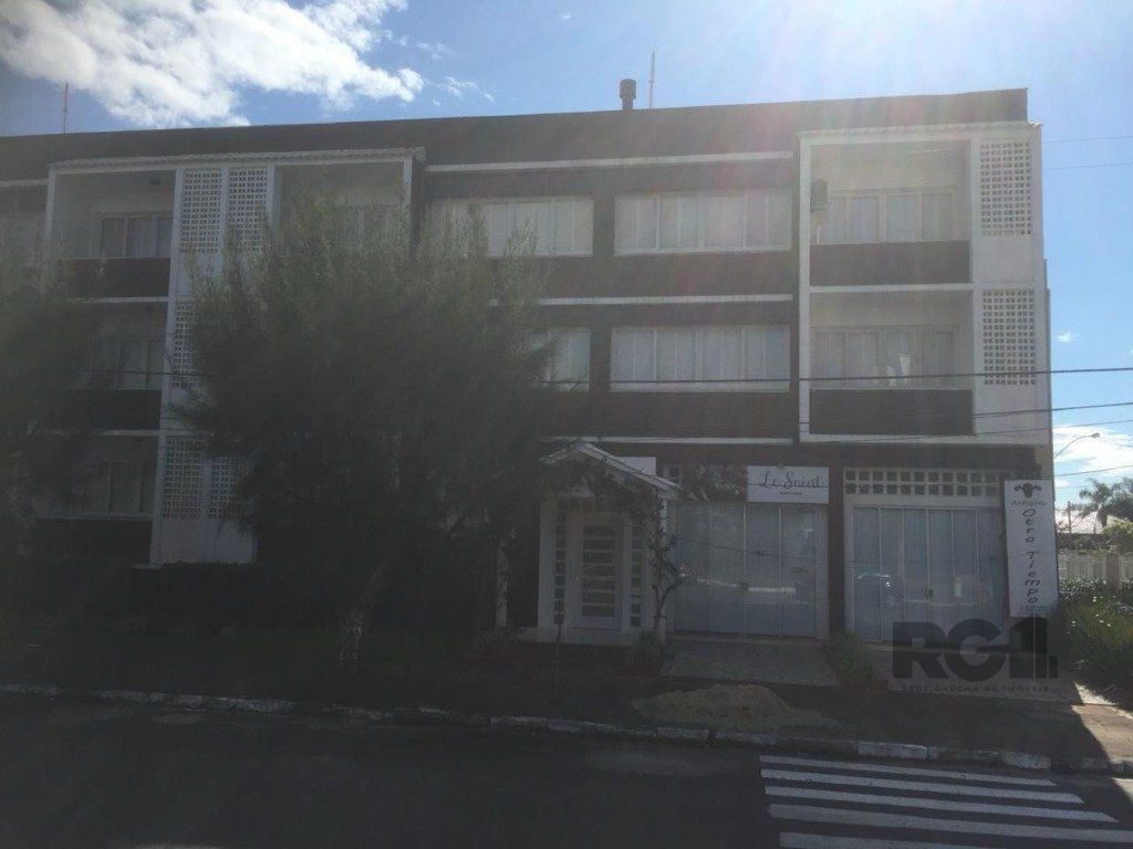Apartamento à venda com 4 quartos, 90m² - Foto 2