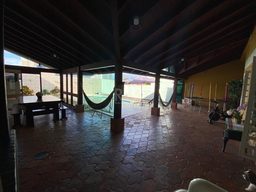 Casa, 3 quartos, 247 m² - Foto 5