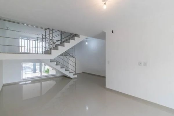 Casa sobrado para Venda de 3 dormitórios e 4 vagas no  Jardim Sabará — foto 5