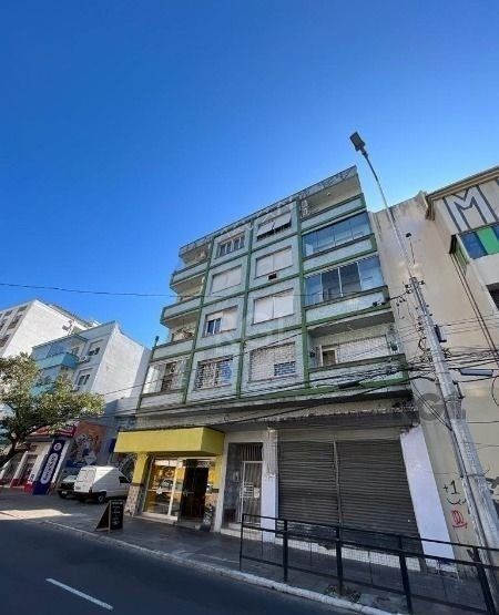 Apartamento à venda com 106m², 3 quartos, 1 suíte no bairro Rio Branco em Porto Alegre