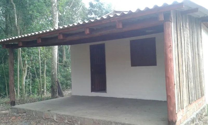 Casa 2 dormitórios no bairro Condomínio Jardim dos Alpes (Itacolomi)