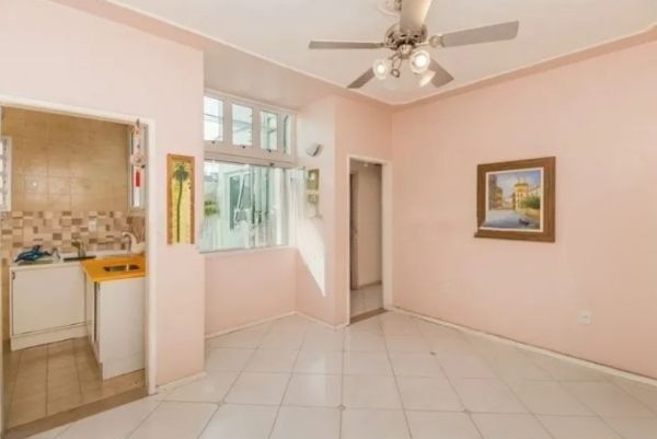 Apartamento no bairro Rio Branco de 2 dormitórios