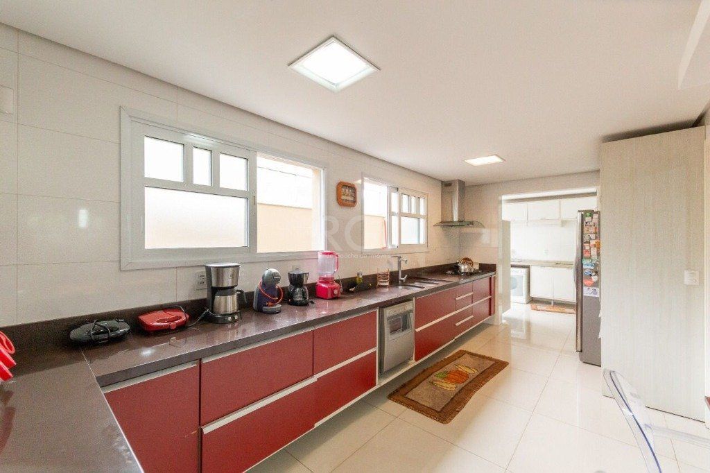 Casa de Condomínio à venda com 4 quartos, 446m² - Foto 8