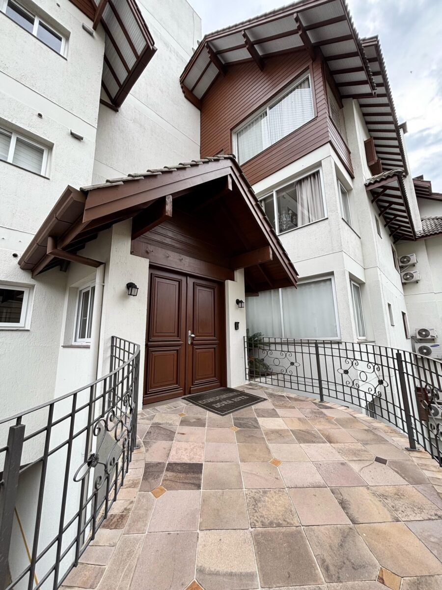 Apartamento no Centro de Gramado de 2 dormitórios e vaga
