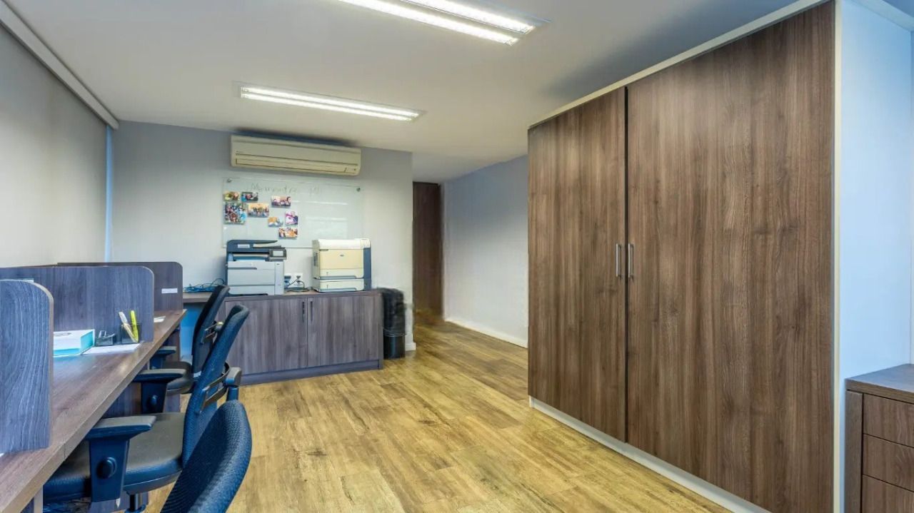 Depósito-Galpão-Armazém à venda com 10 quartos, 238m² - Foto 14