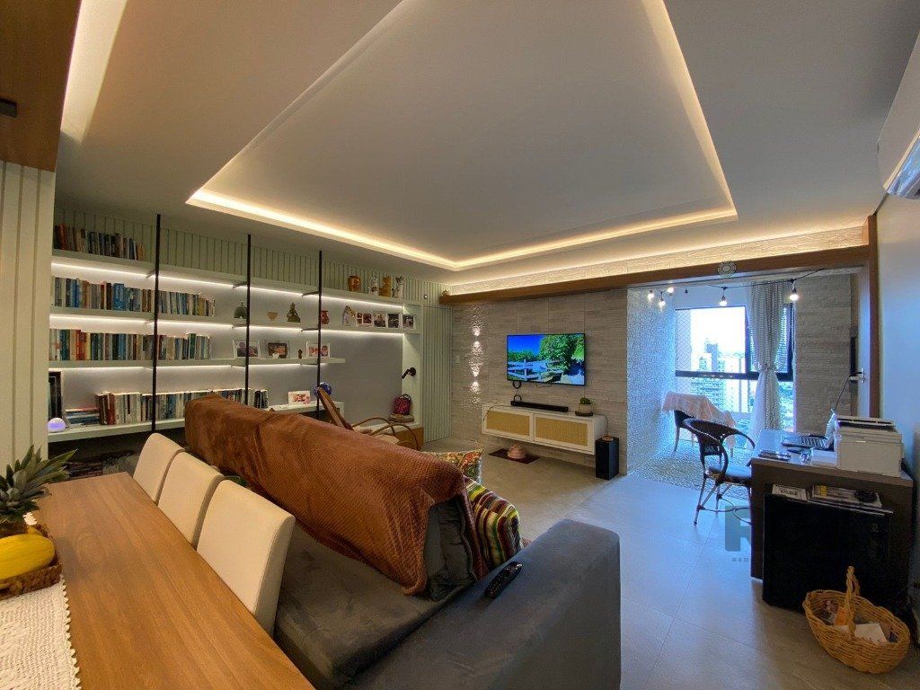 Apartamento à venda com 3 quartos, 92m² - Foto 1