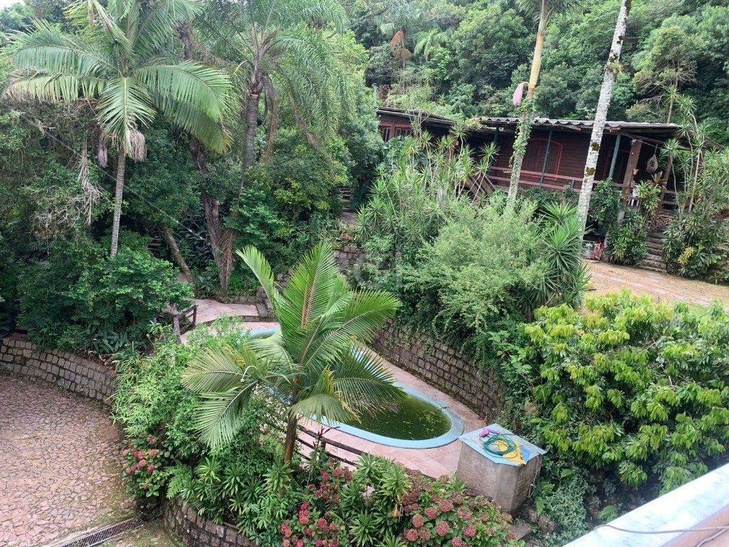 Casa à venda com 3 quartos, 201m² - Foto 18