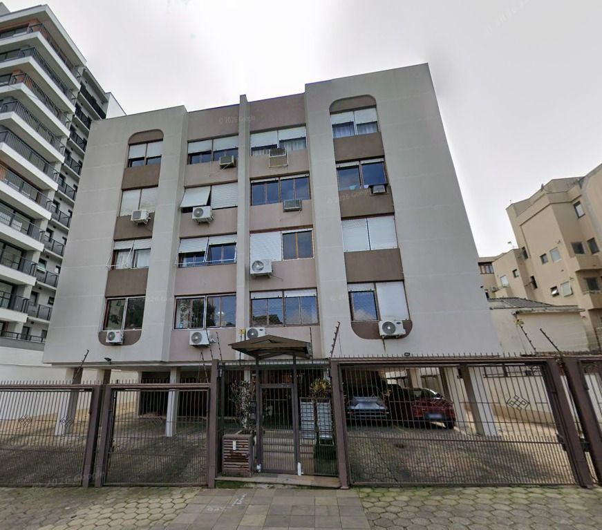 Apartamento, 3 dormitórios no bairro Santa Cecília em Porto Alegre para Comprar