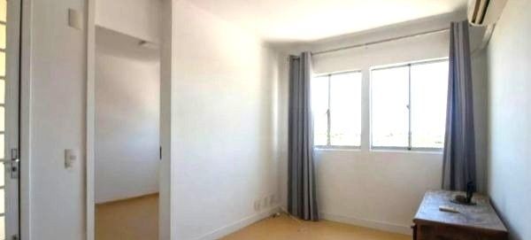 Apartamento no Sarandi de 2 dormitórios e vaga semi mobiliado DESOCUPADO
