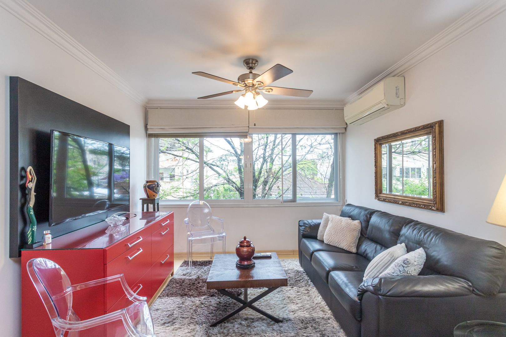 Apartamento 2 dormitórios no bairro Moinhos de Vento