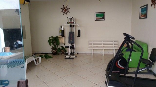 Casa à venda com 3 quartos, 372m² - Foto 7