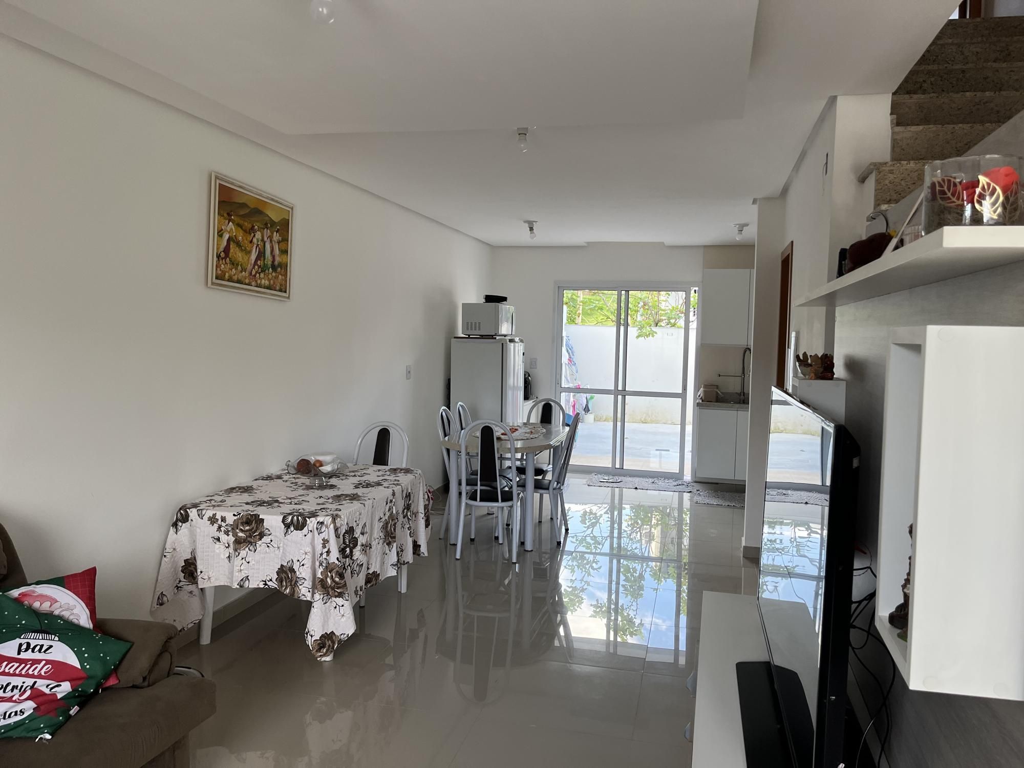 Casa Condominio 3 dormitórios 2 vagas no Verdes Campos DESOCUPADA