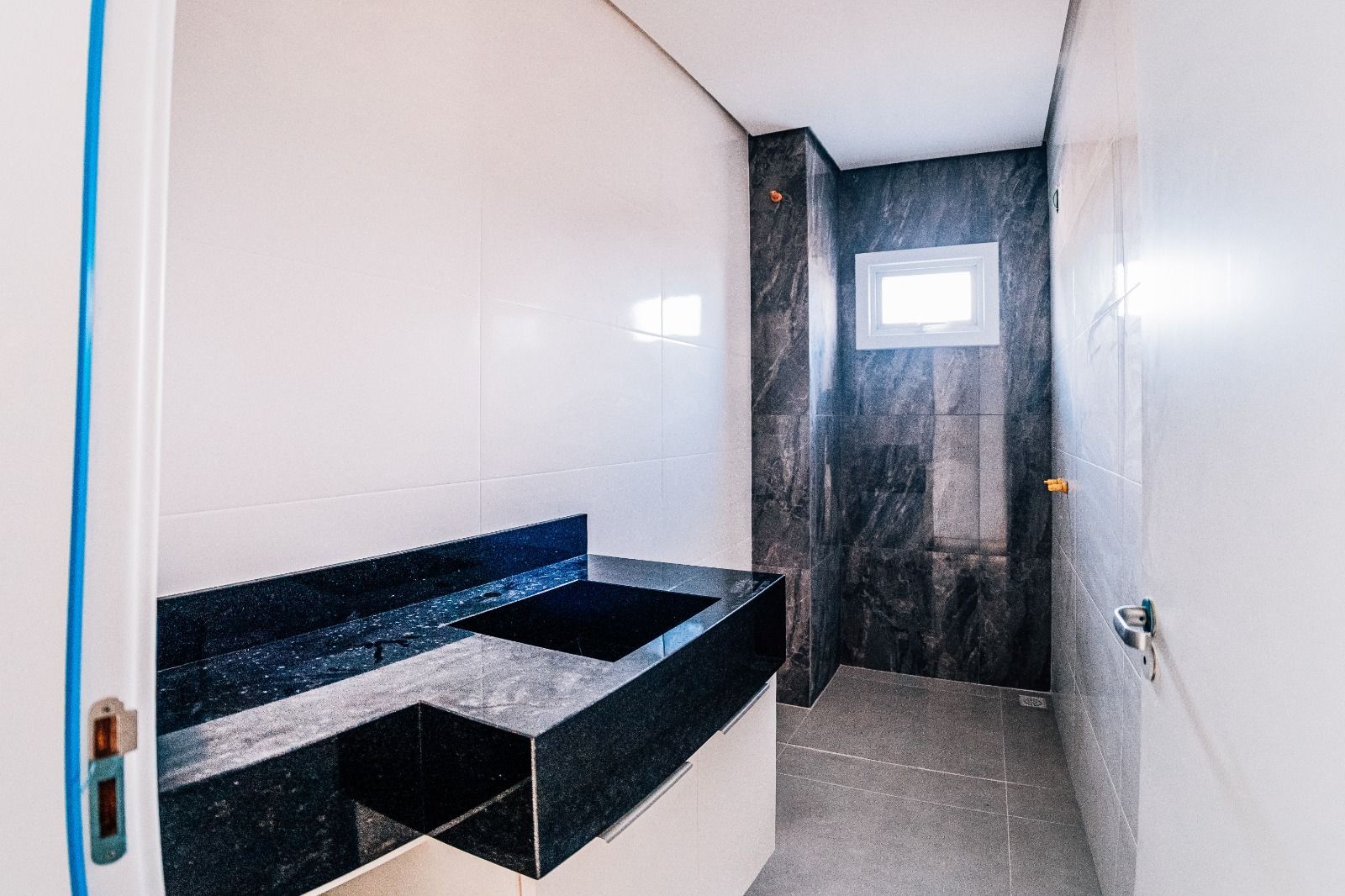 Apartamento à venda com 3 quartos, 112m² - Foto 3