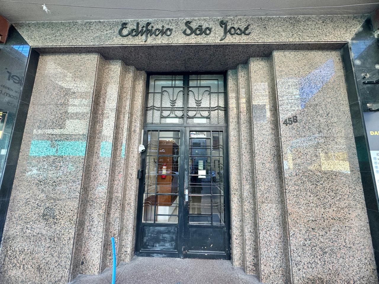 Apartamento 4 dormitórios no bairro Centro Histórico