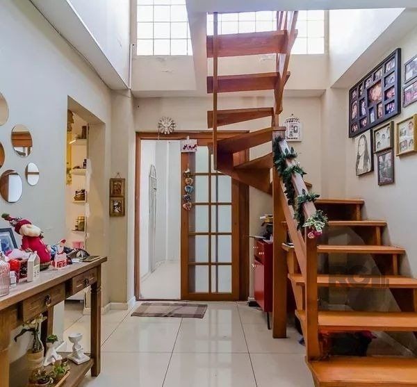 Casa à venda com 4 quartos, 296m² - Foto 6