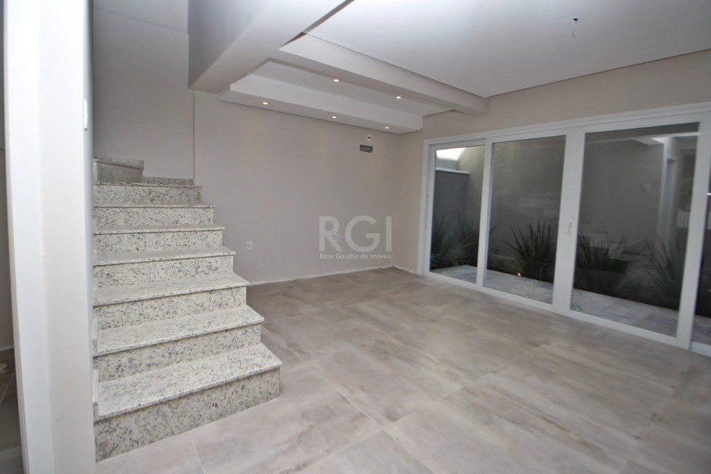Casa à venda com 3 quartos, 190m² - Foto 9