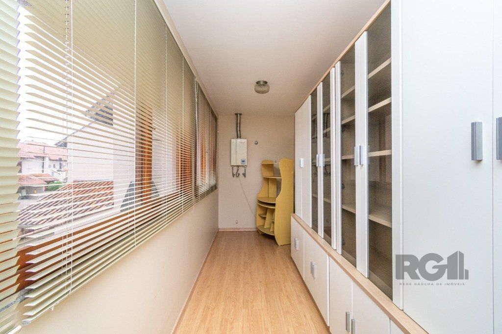 Casa de Condomínio à venda com 3 quartos, 207m² - Foto 17