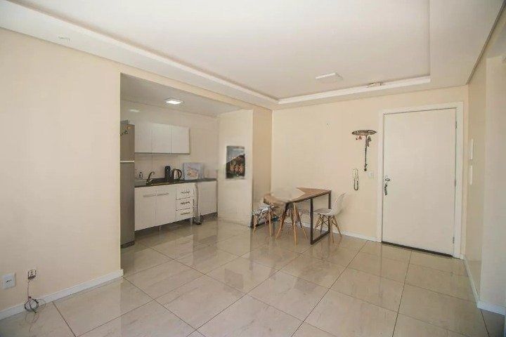 Apartamento com 2 quartos, 1 vaga e 49m² para vender por R$ 273.000 — foto 3