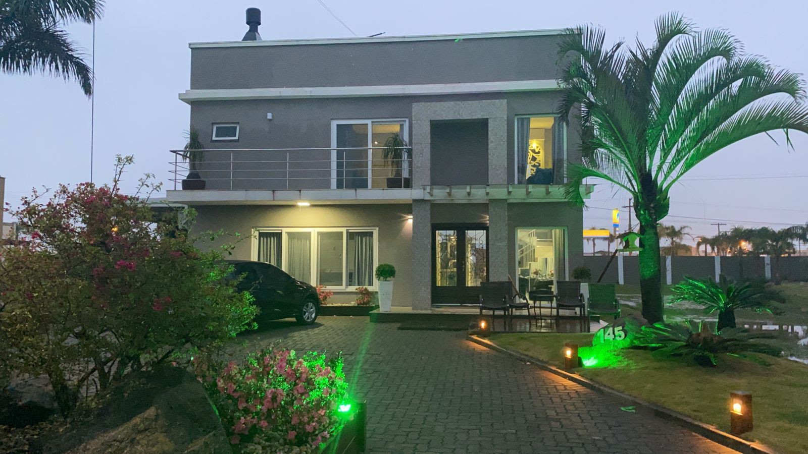 Casa sobrado no Condomínio Golden River em Imbé com 4 dormitórios