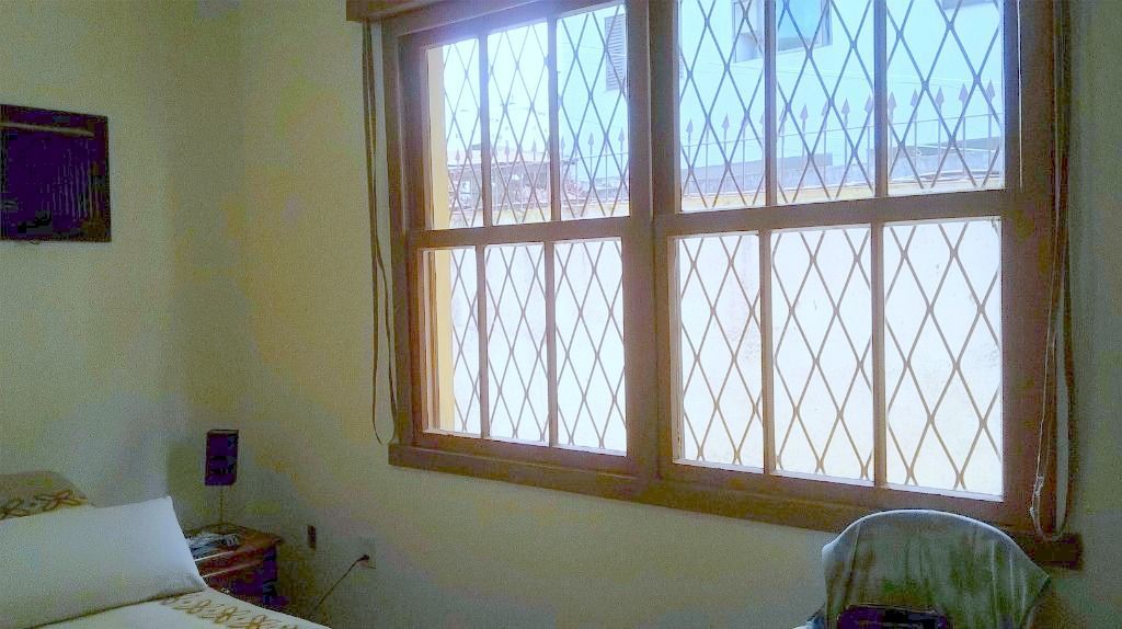 Casa à venda com 3 quartos, 99m² - Foto 9