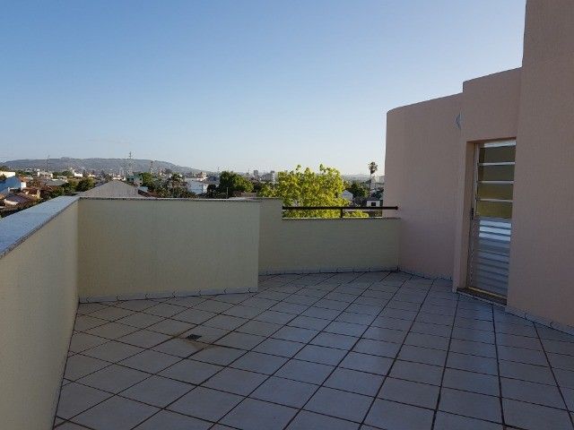 Casa à venda com 3 quartos, 372m² - Foto 9
