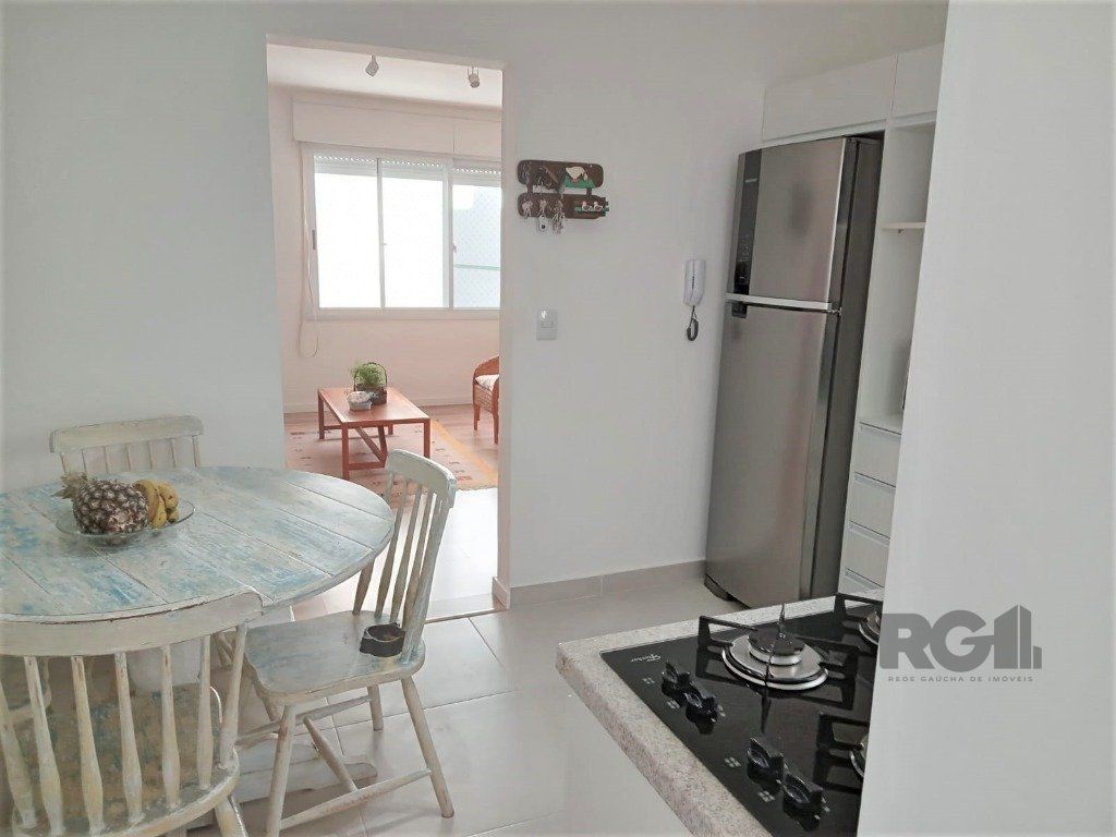 Apartamento à venda com 3 quartos, 109m² - Foto 1