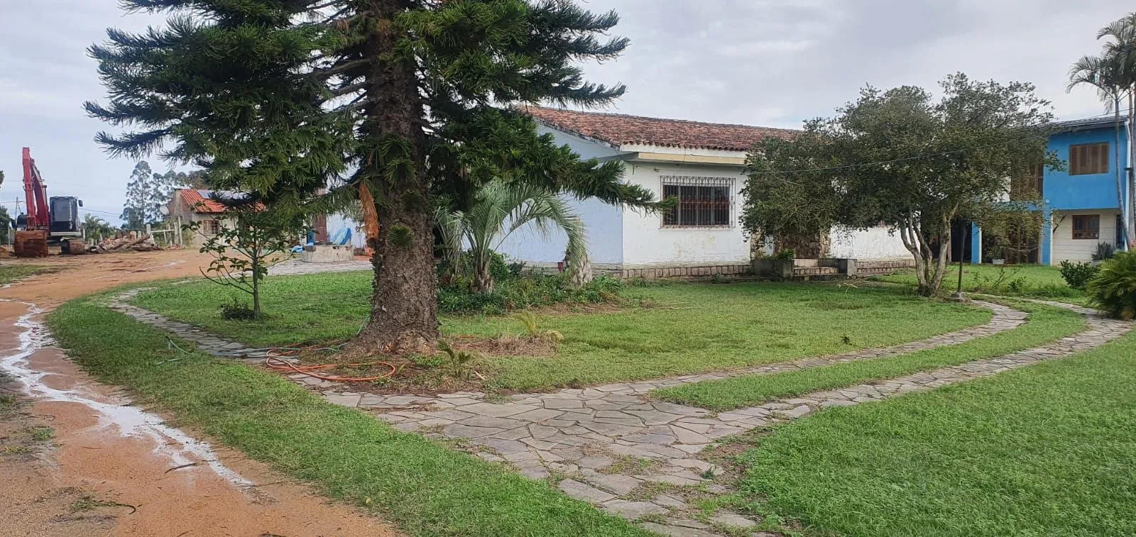 Terreno com 1210m², 2 dormitórios no bairro Lageado em Porto Alegre para Comprar