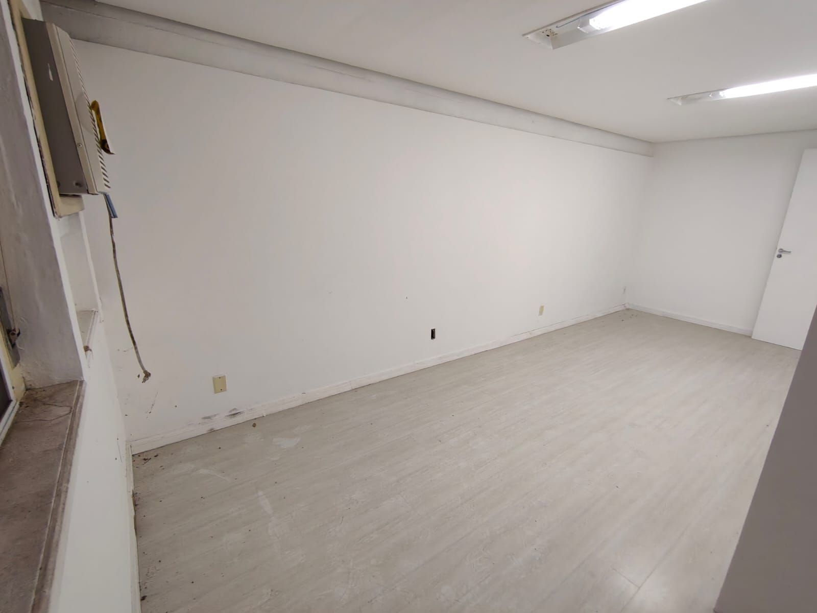 Sala Comercial, 1 sala, à venda, 59 m², Petrópolis - Porto Alegre — foto 4