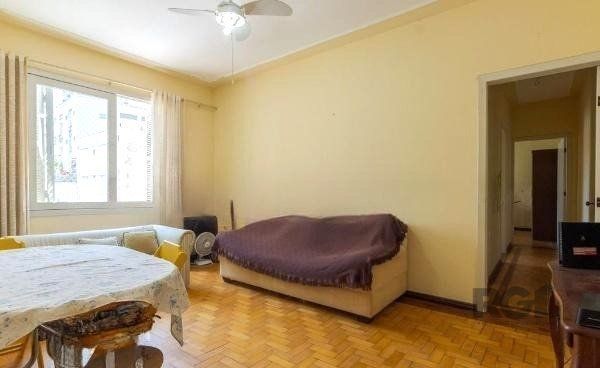 Apartamento à venda com 2 quartos, 70m² - Foto 3