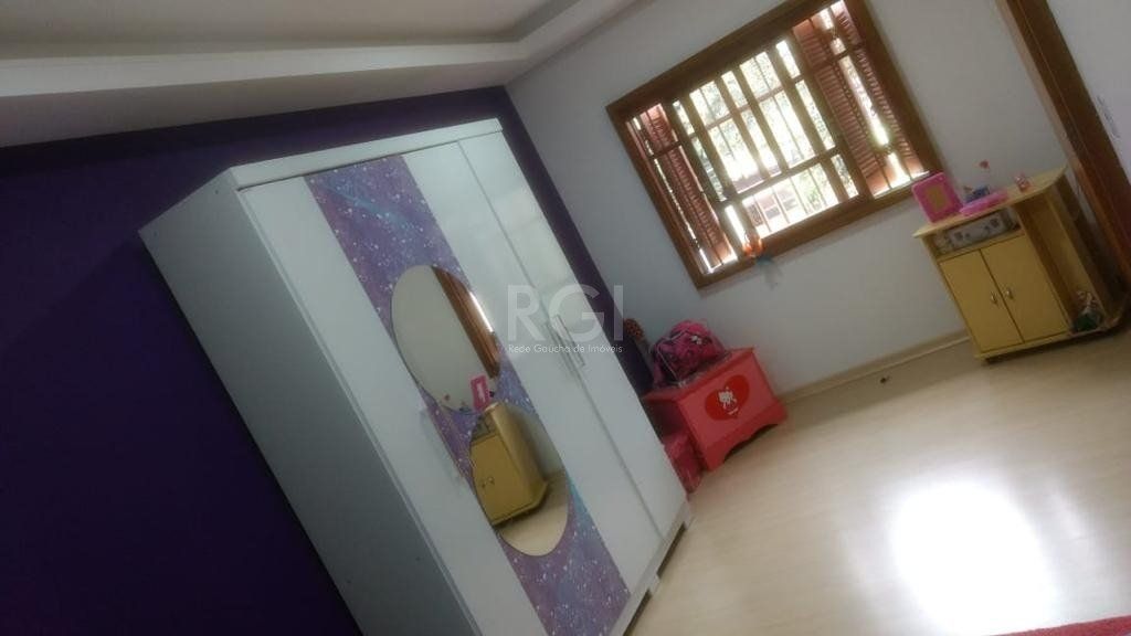Casa à venda com 3 quartos, 181m² - Foto 8