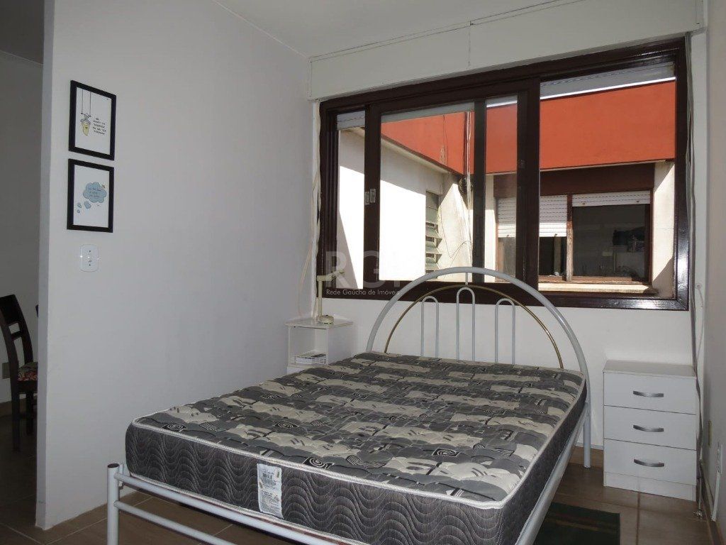 Apartamento à venda com 1 quarto, 36m² - Foto 2