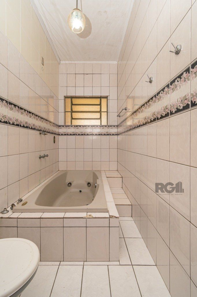 Casa à venda com 2 quartos, 350m² - Foto 7