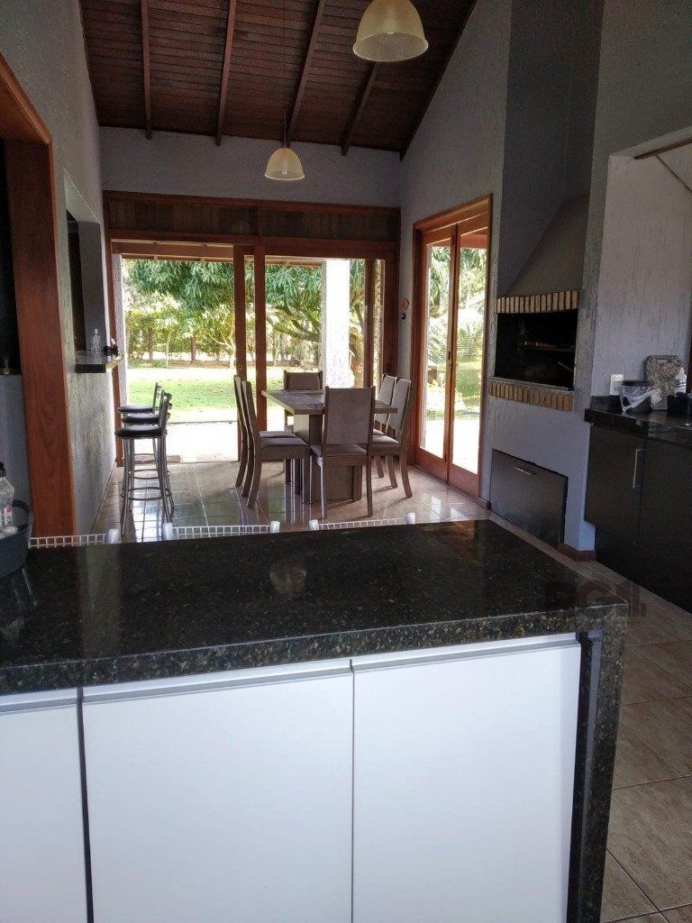 Casa de Condomínio à venda com 3 quartos, 221m² - Foto 27