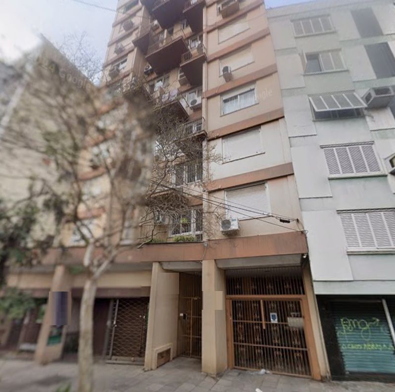 Apartamento no Centro de 1 dormitório DESOCUPADO