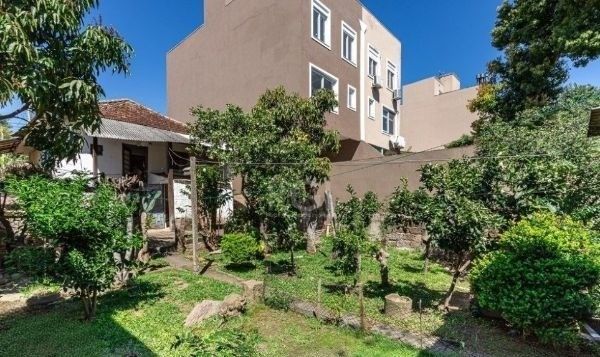 Terrno para venda no bairro Tristeza com 366m²