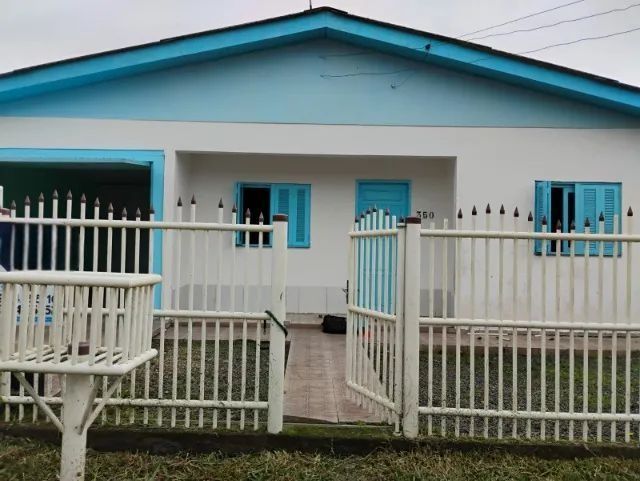 Casa 3 dormitórios no bairro Morada Gaúcha