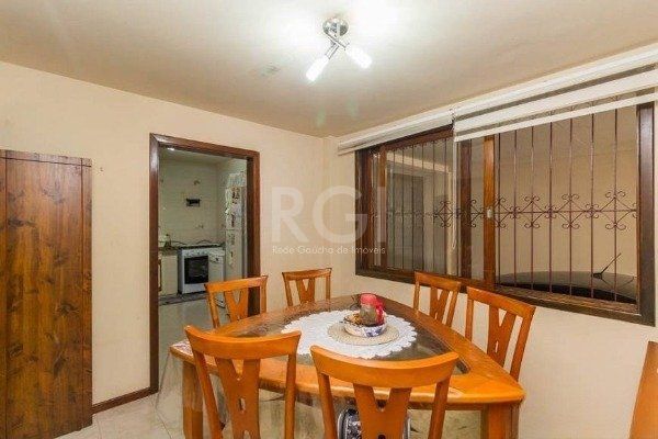 Casa à venda com 4 quartos, 300m² - Foto 7