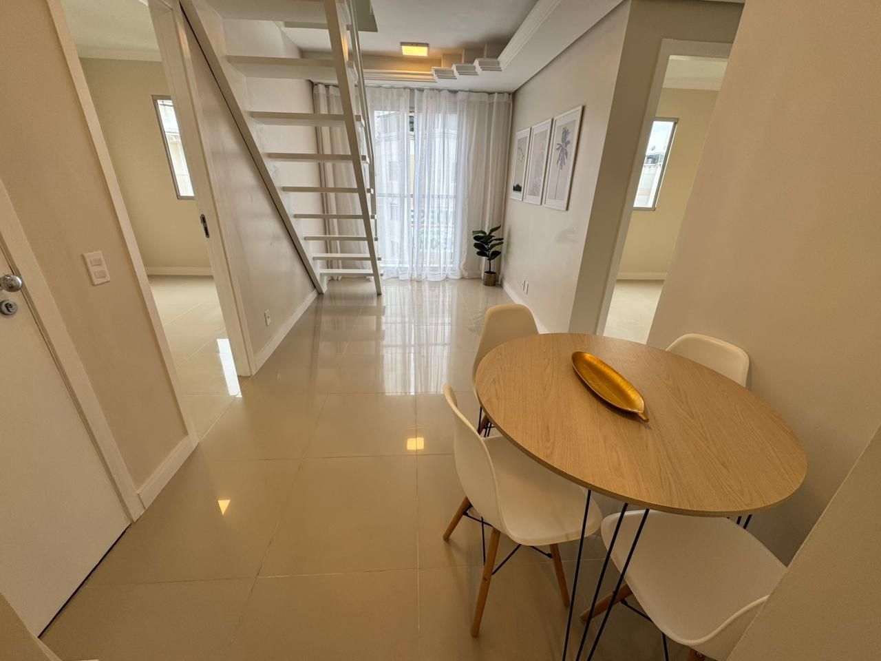 Apartamento 3 dormitórios no bairro Santos Dumont