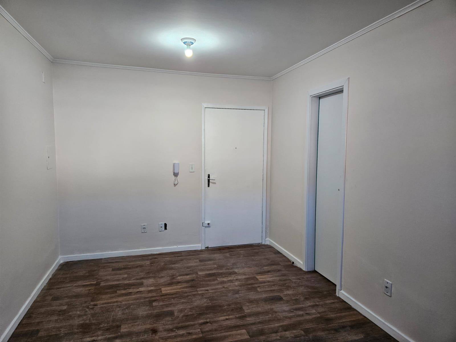 Apartamento JK, no bairro Sarandi, em Porto Alegre/RS