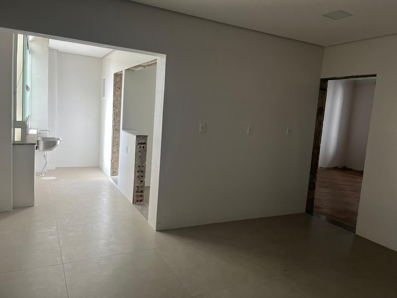 Apartamento à venda com 3 quartos, 175m² - Foto 29