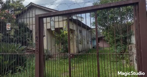 Terreno à venda na Rua Papa Pio XII, Passo das Pedras, Porto Alegre.