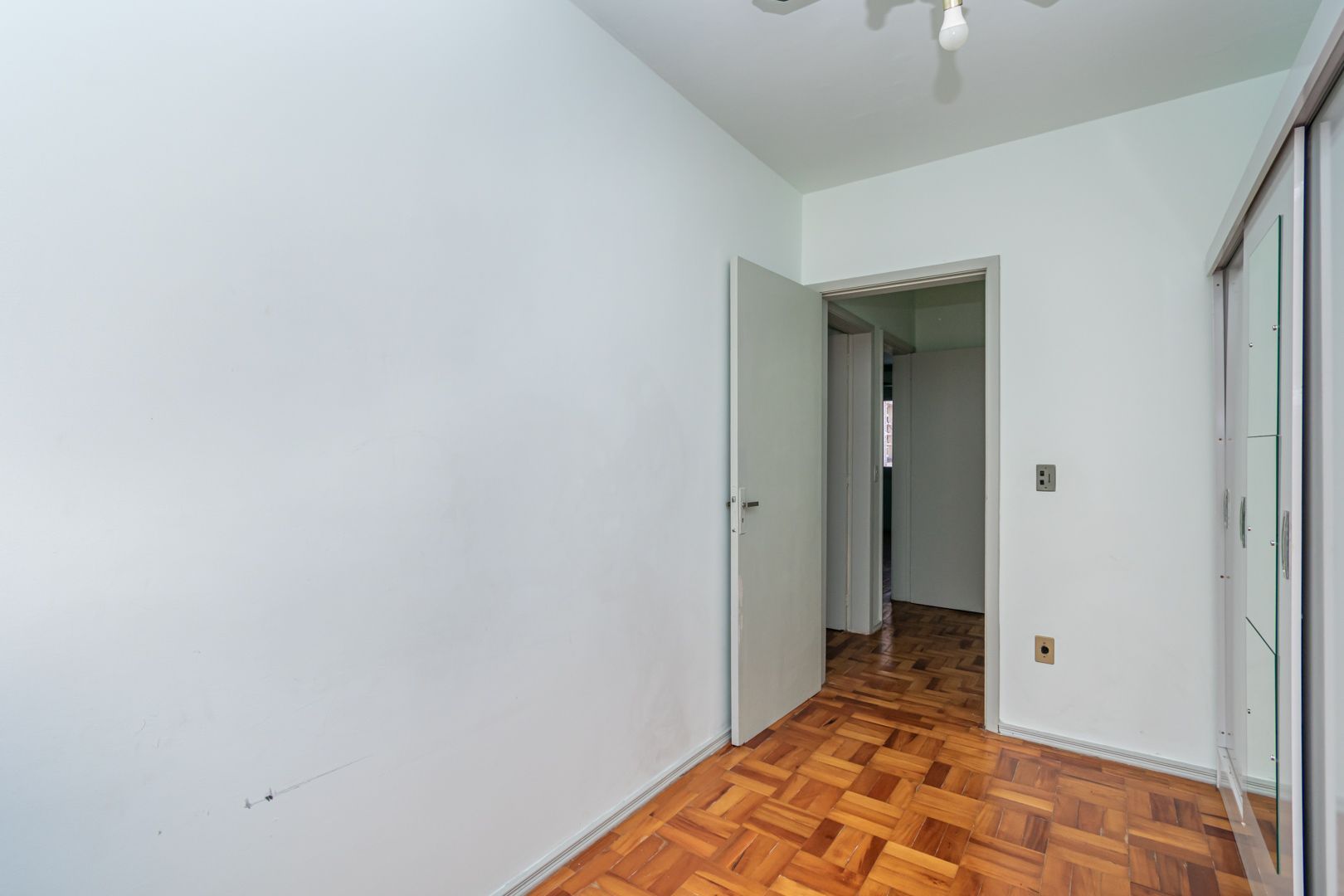 Apartamento à venda com 2 quartos, 58m² - Foto 16
