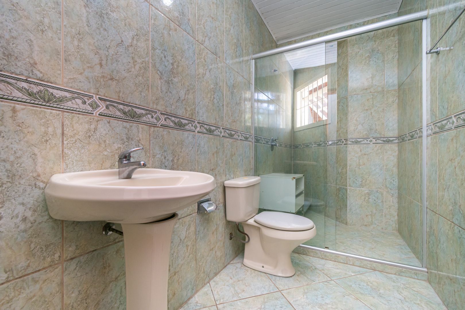 Casa à venda com 4 quartos, 334m² - Foto 24