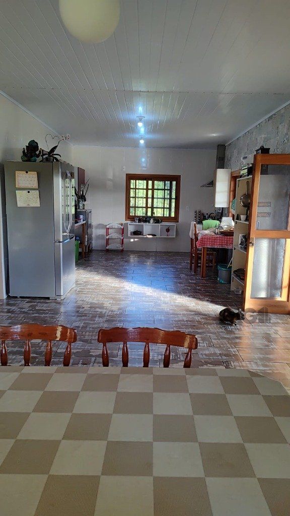Chácara à venda com 4 quartos, 299m² - Foto 33