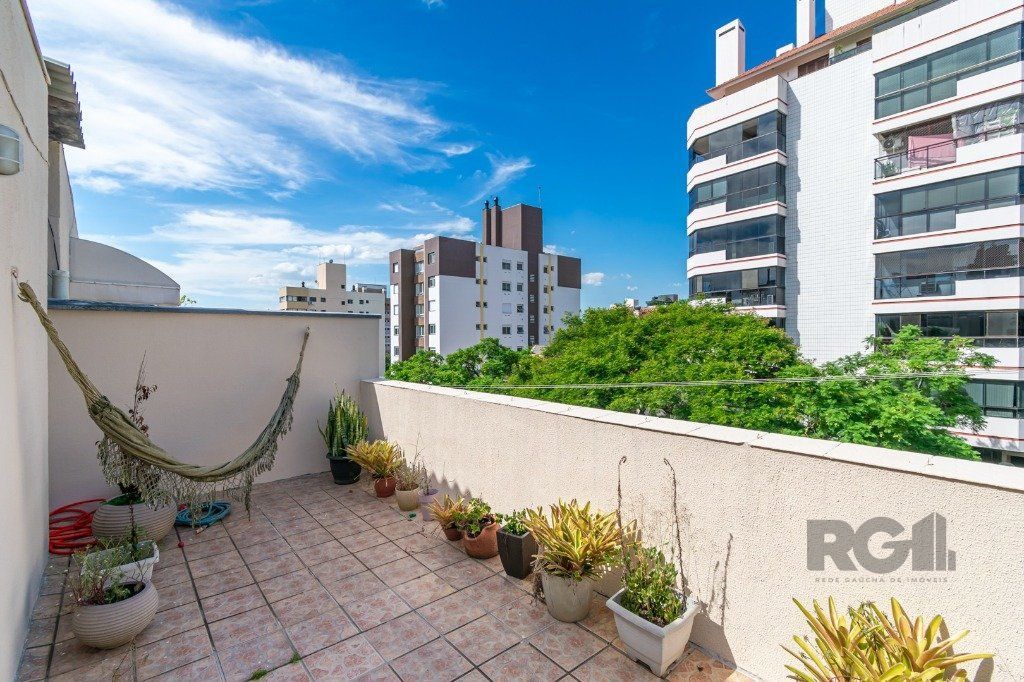 Cobertura à venda com 4 quartos, 201m² - Foto 1