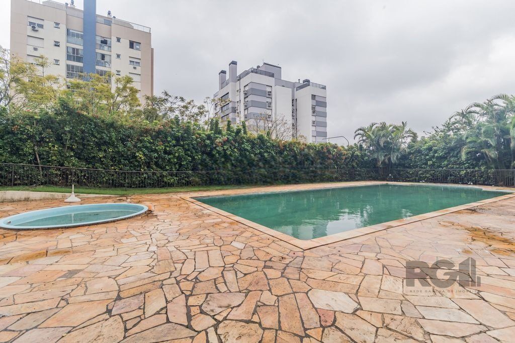 Apartamento à venda com 3 quartos, 112m² - Foto 19