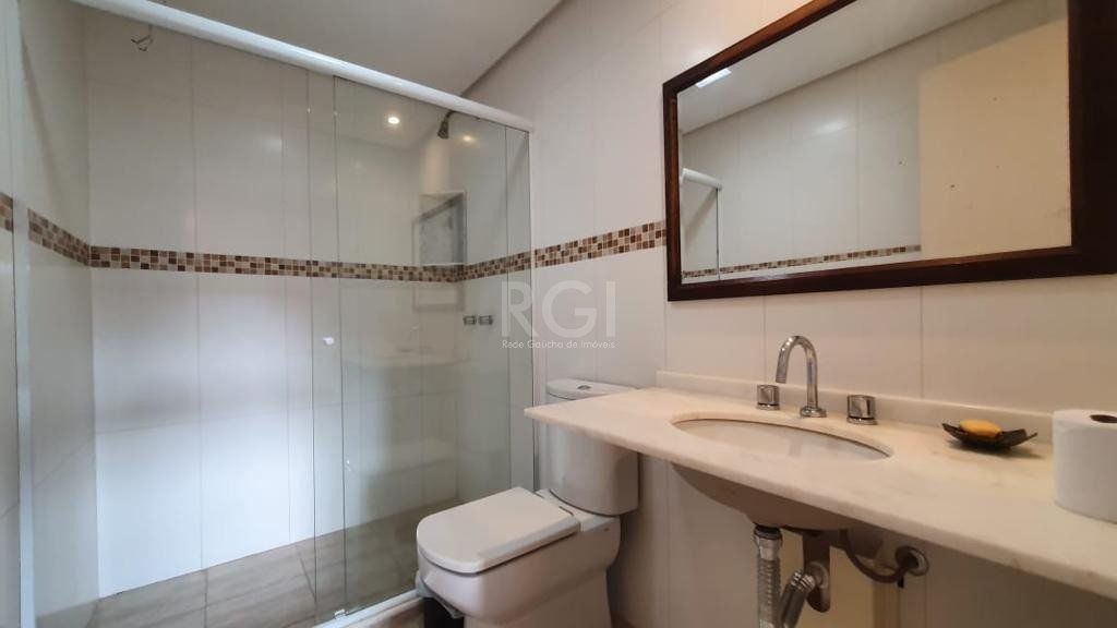 Casa de Condomínio à venda com 5 quartos, 375m² - Foto 32